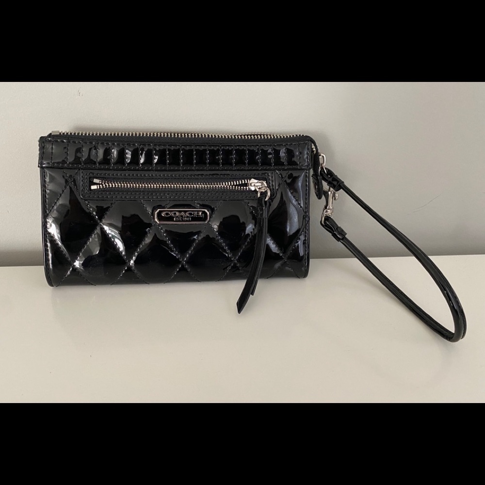 Coach Black Patent Leather Wristlet
